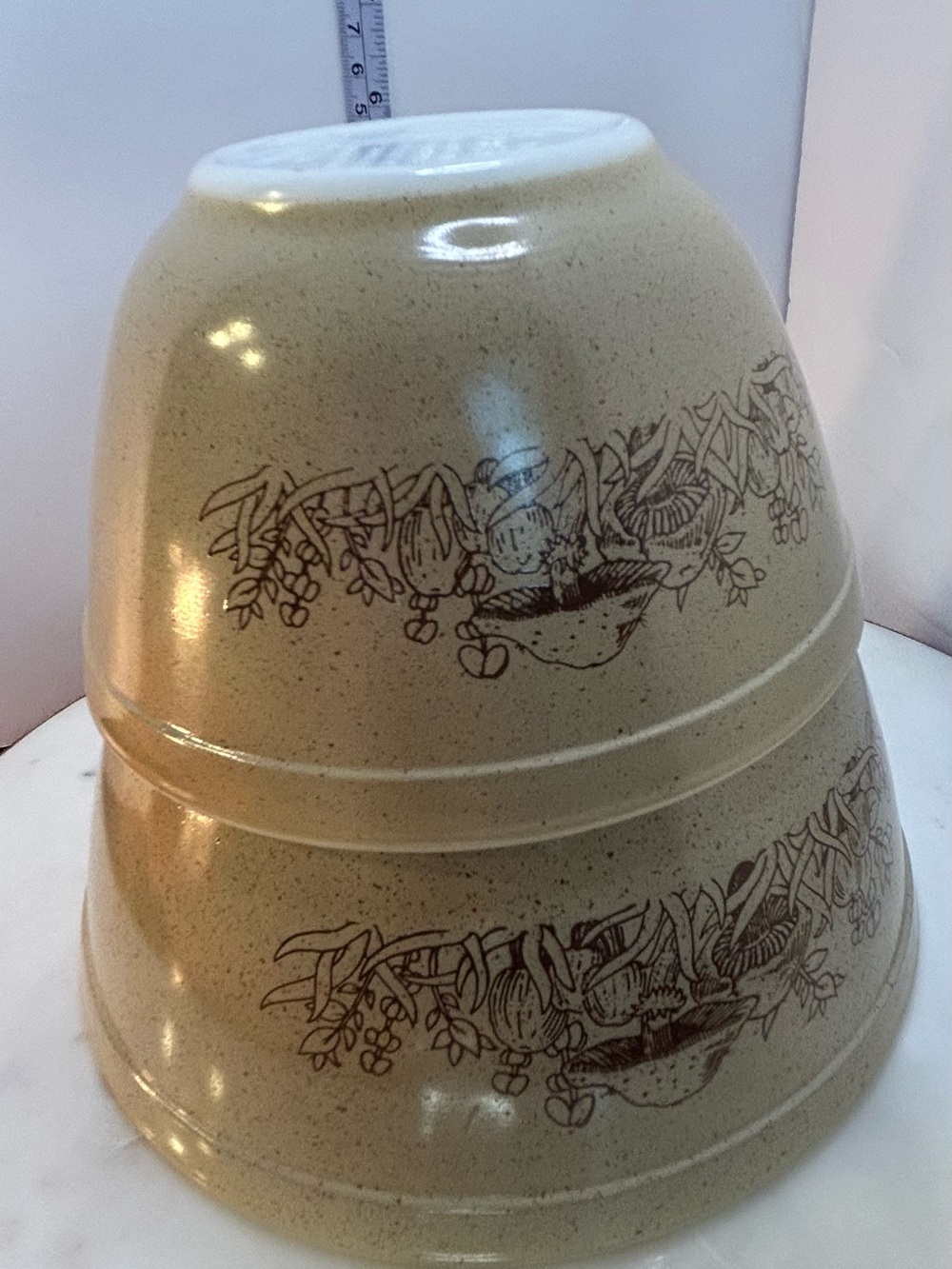 Vintage PYREX Forest Fancies Mushroom Glass Mixing Bowl Set (2) - 401, 402